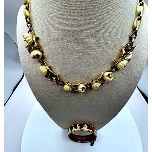 Vintage Floral Necklace & Enamel Bangle Set.  A8